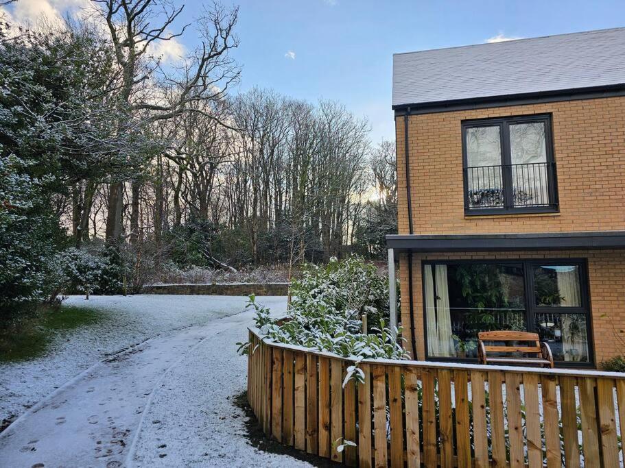 Our House @ Little France Edimburgo Exterior foto